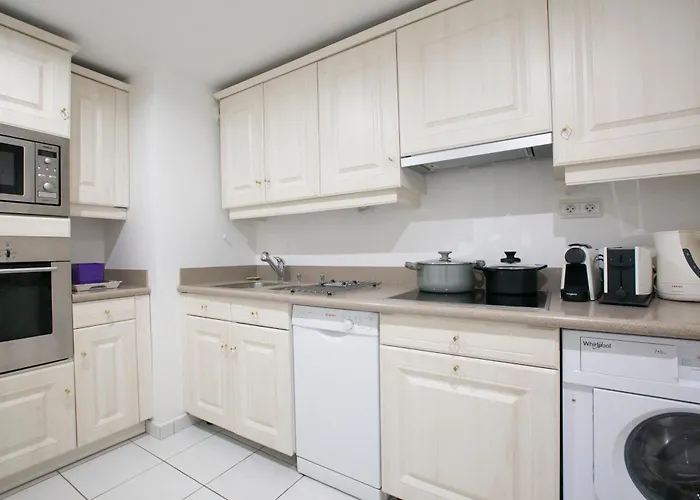 アパート Magnificient 2 Bedrooms With Terrace Next To Champs-elysees - Pc62b